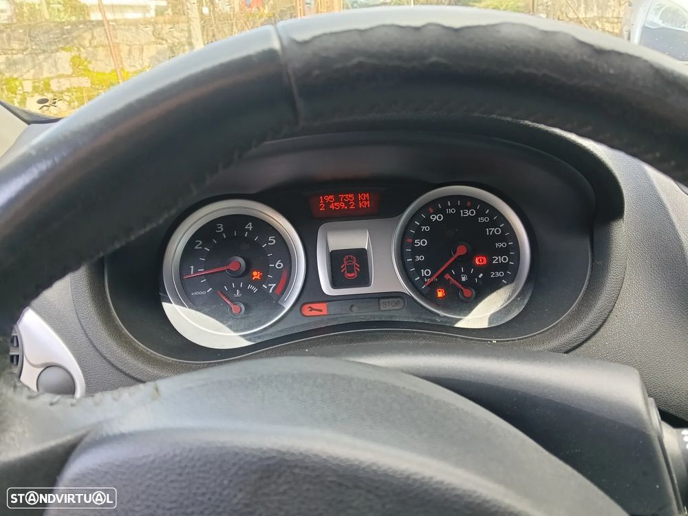 Renault Clio 1.2 16V Rip Curl - 7