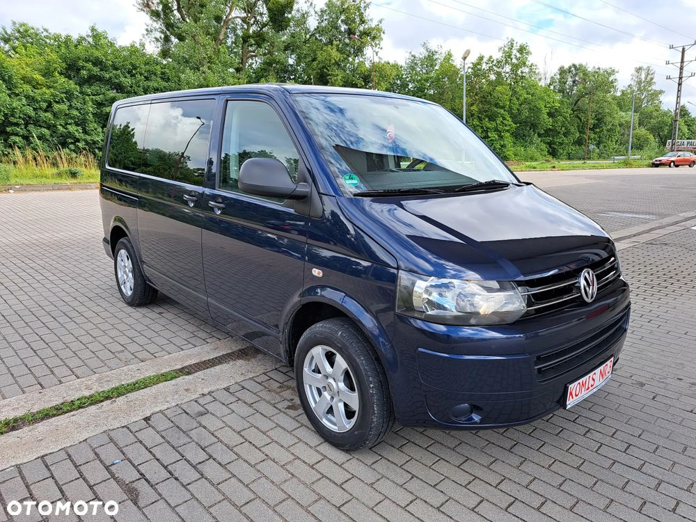 Volkswagen Multivan - 5