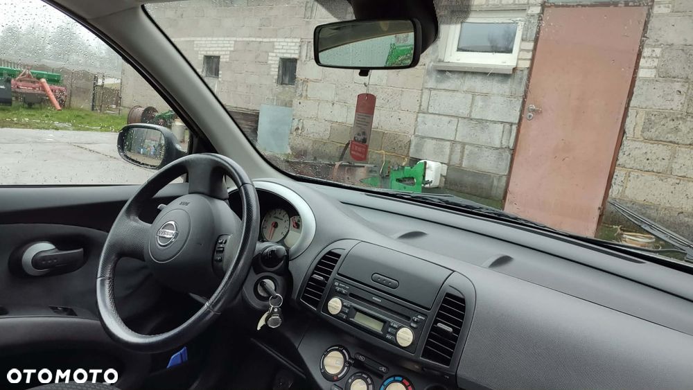 Nissan Micra 1.2 Visia + - 8