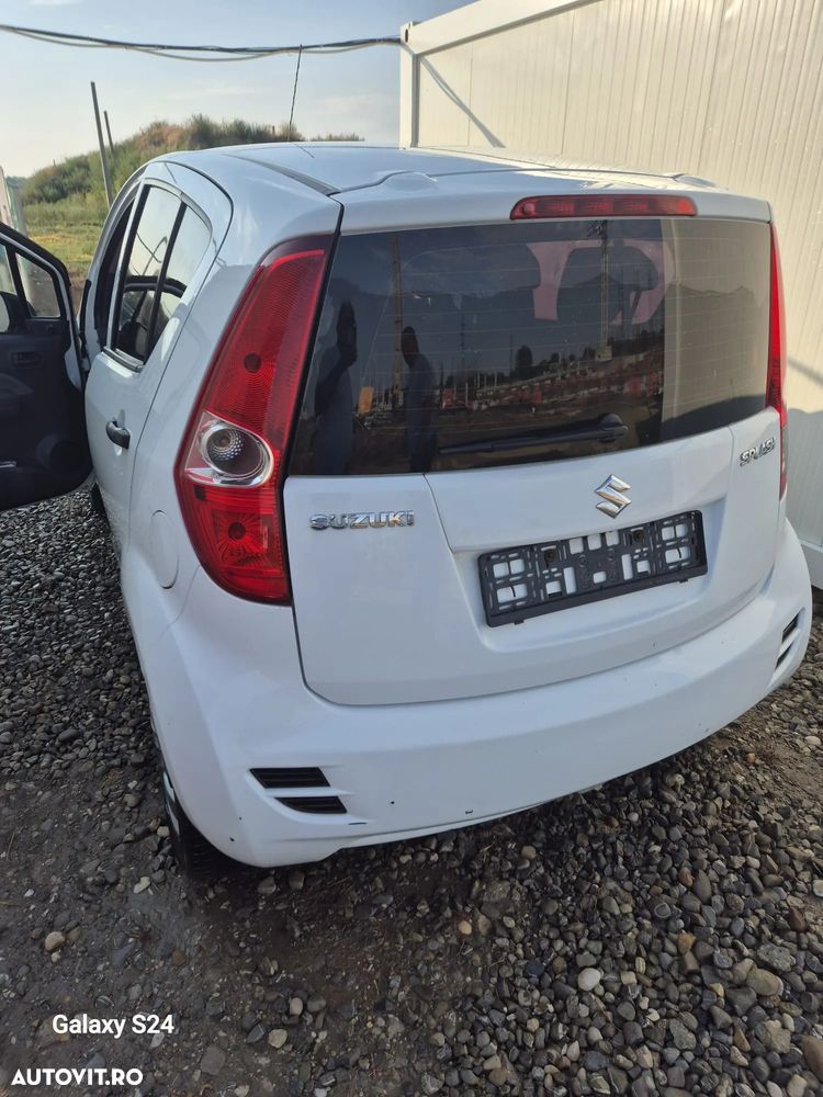 Suzuki Splash - 10