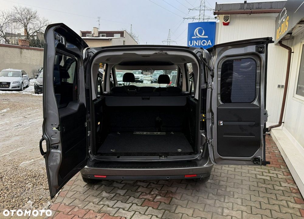 Fiat Doblo 1.4 T-Jet 16V More - 12