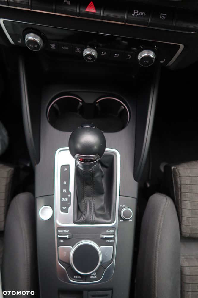 Audi A3 Limousine 1.5 TFSI Sport S tronic - 27