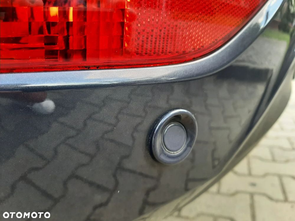 Ford Fiesta 1.25 Titanium EU5 - 23