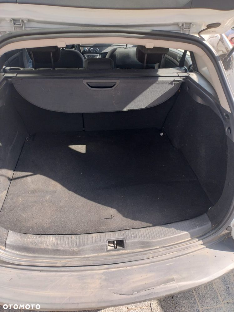 Renault Megane 1.5 dCi Bose - 7