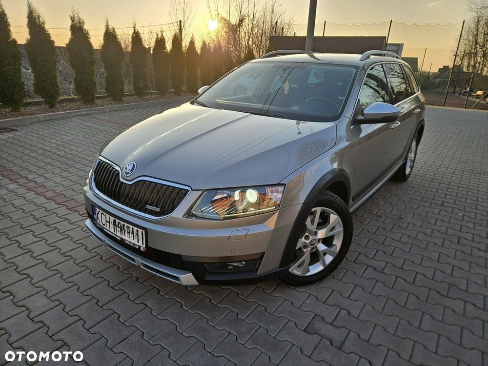 Skoda Octavia 2.0 TDI 4x4 DSG Scout - 13