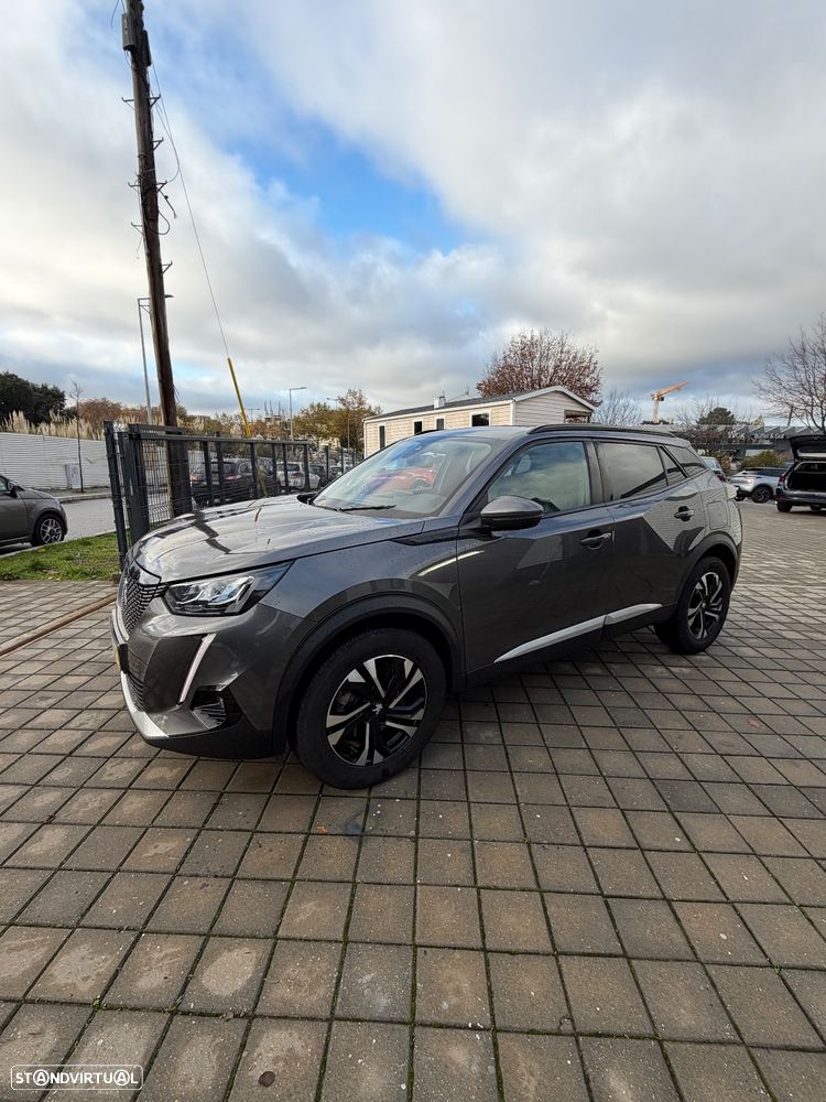 Peugeot 2008 1.5 BlueHDi Allure Pack EAT8 - 4