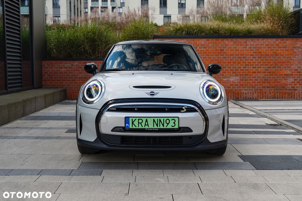 MINI Cooper SE Essential Trim - 6