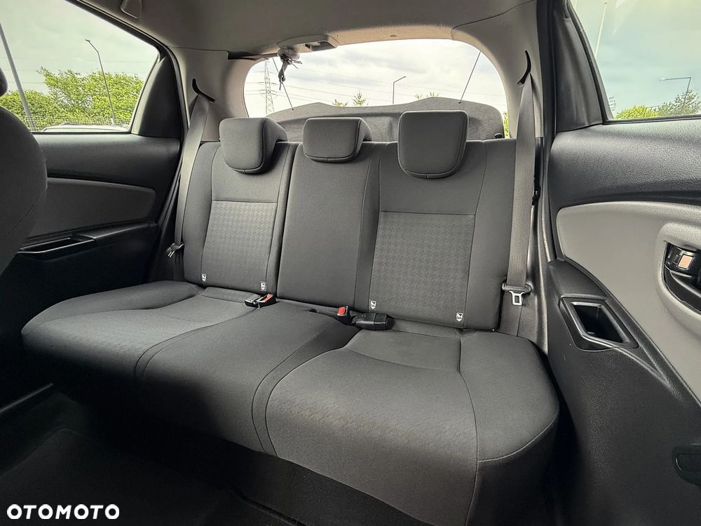 Toyota Yaris 1.0 Active - 16
