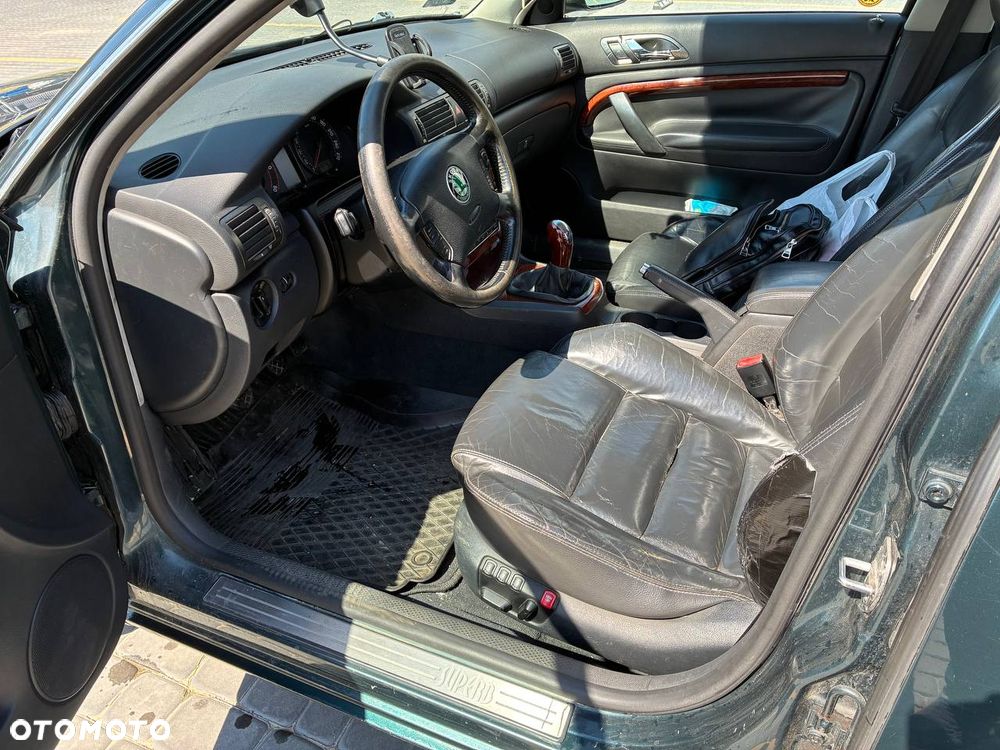 Skoda Superb 2.5 TDI Elegance - 3