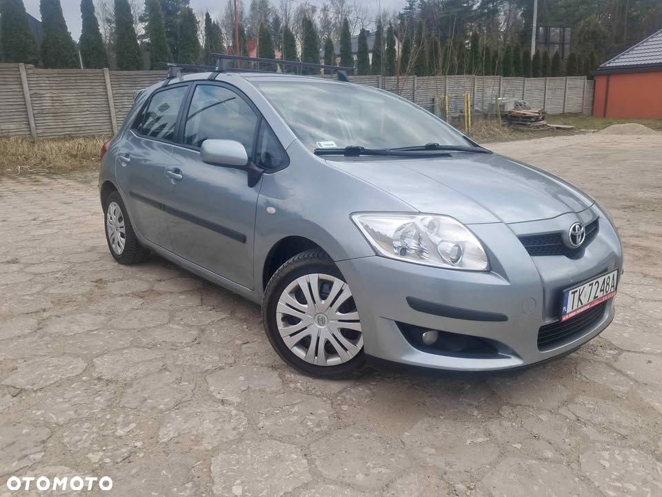 Toyota Auris 2.0 D-4D Premium - 1