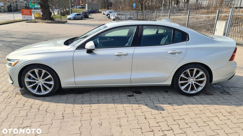 Volvo S60 - 4
