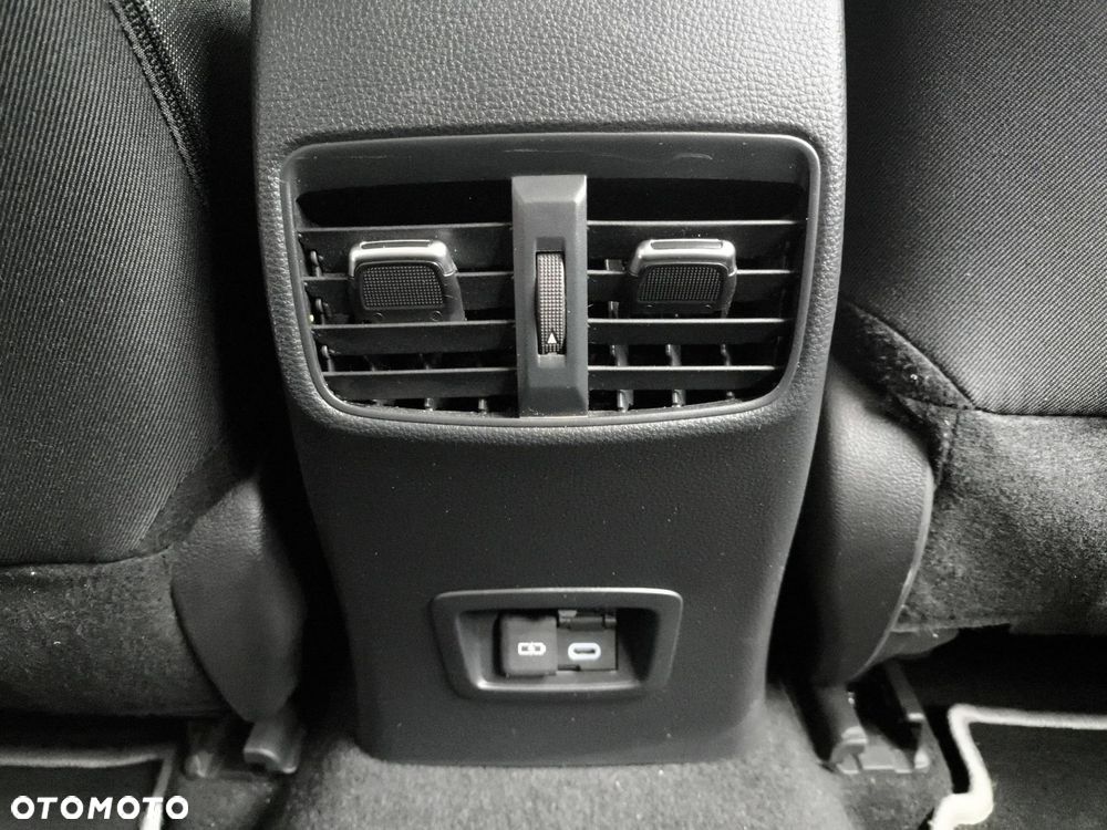 Toyota Corolla 1.8 Hybrid Style - 27