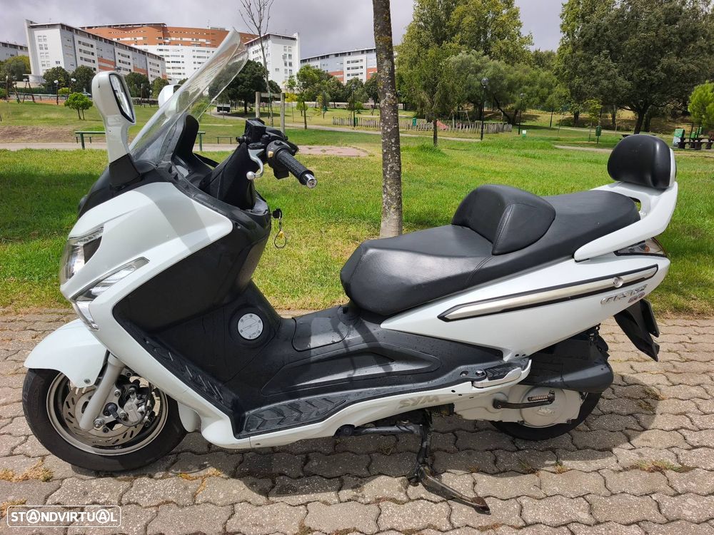 Sym GTS 125 evo - 9