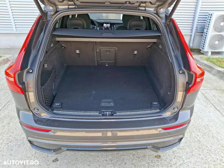 Volvo XC 60 B4 D AWD Geartronic Inscription - 17