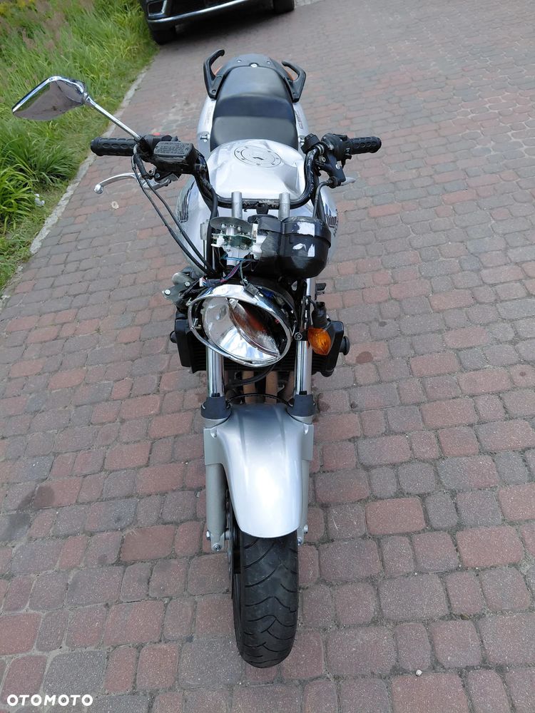 Honda CBF - 8