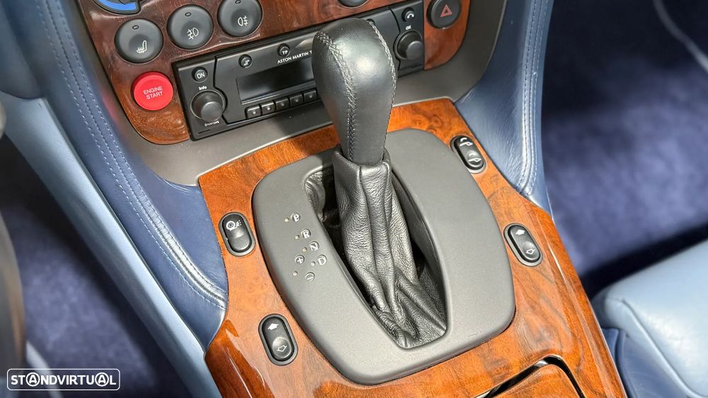 Aston Martin DB7 Vantage Volante - 33