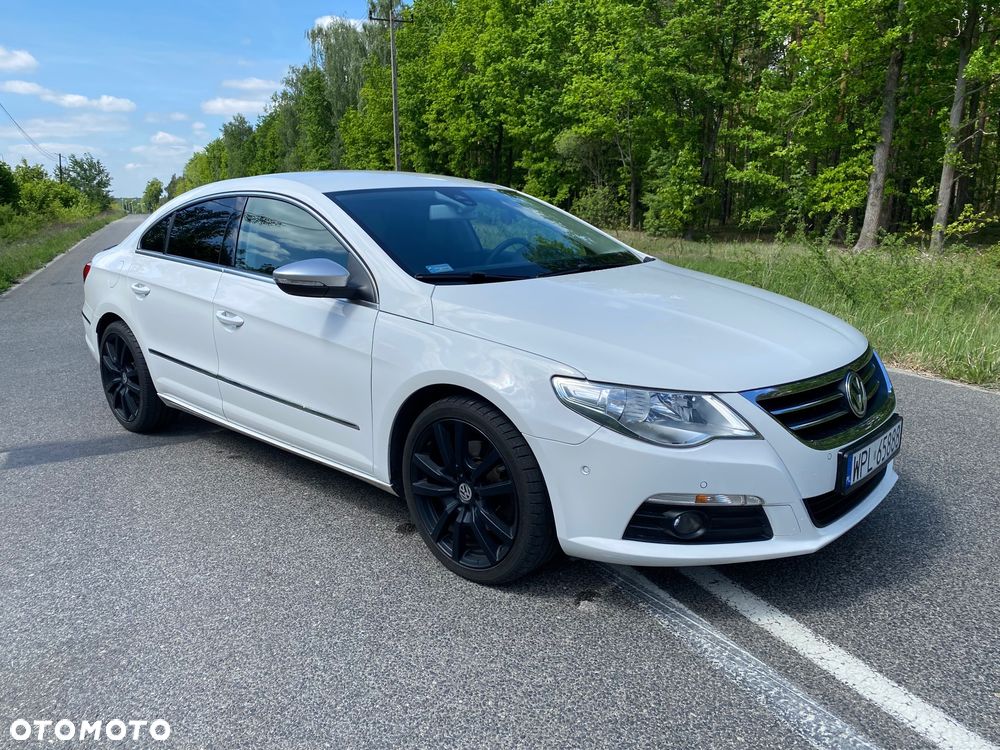 Volkswagen Passat CC - 1