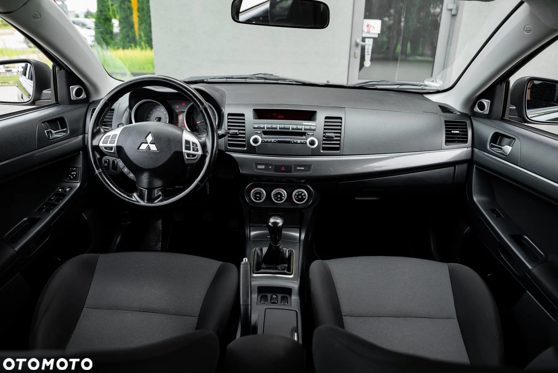 Mitsubishi Lancer 1.8 Inform - 27