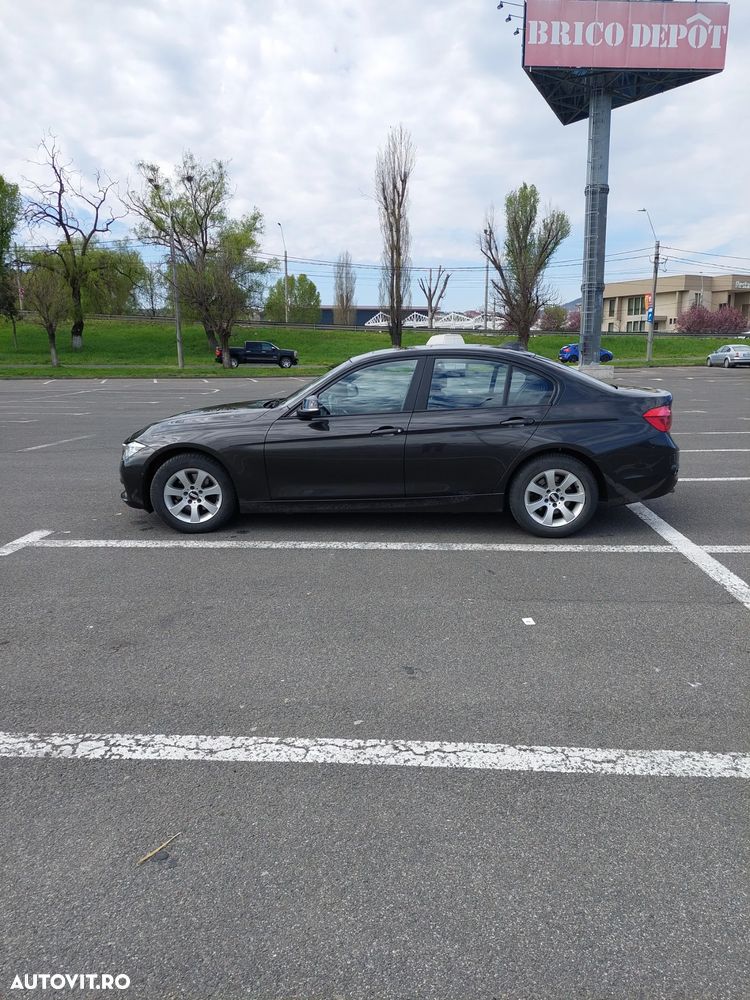 BMW Seria 3 320d xDrive Advantage - 6