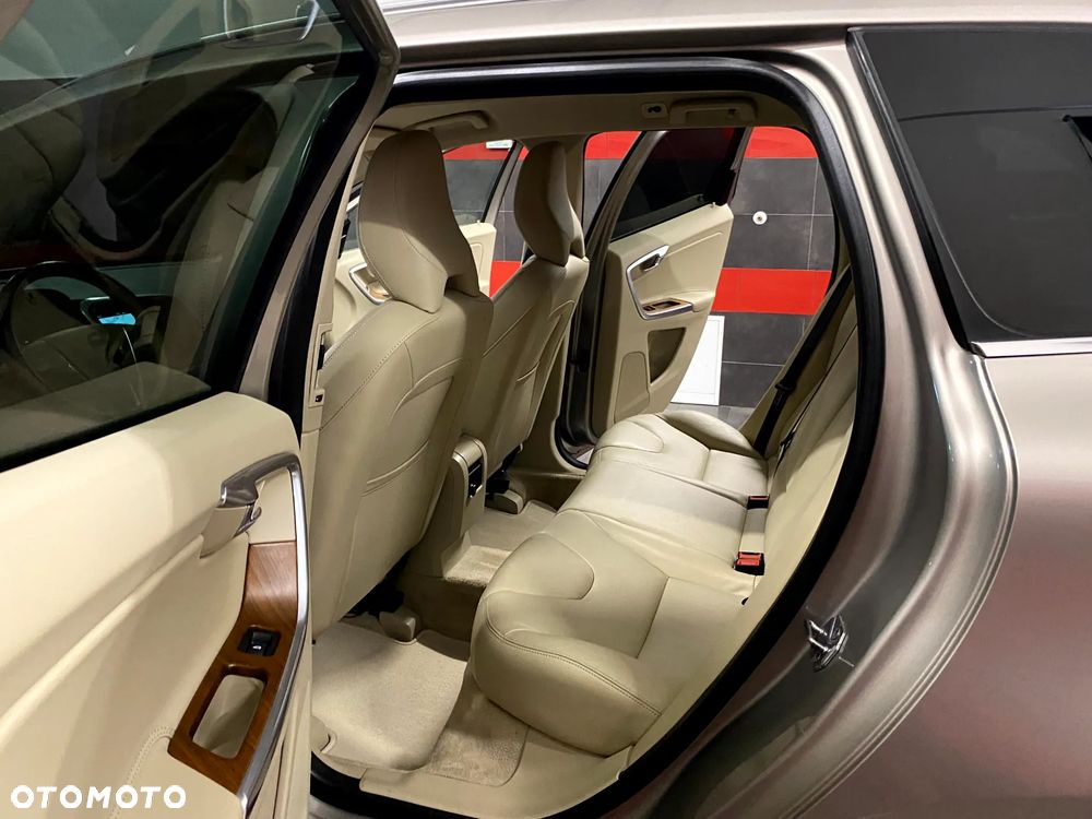 Volvo XC 60 D4 Drive-E Summum - 20