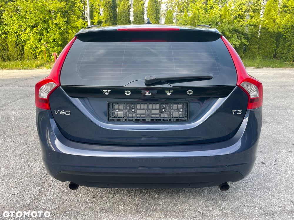Volvo V60 T3 Kinetic - 27