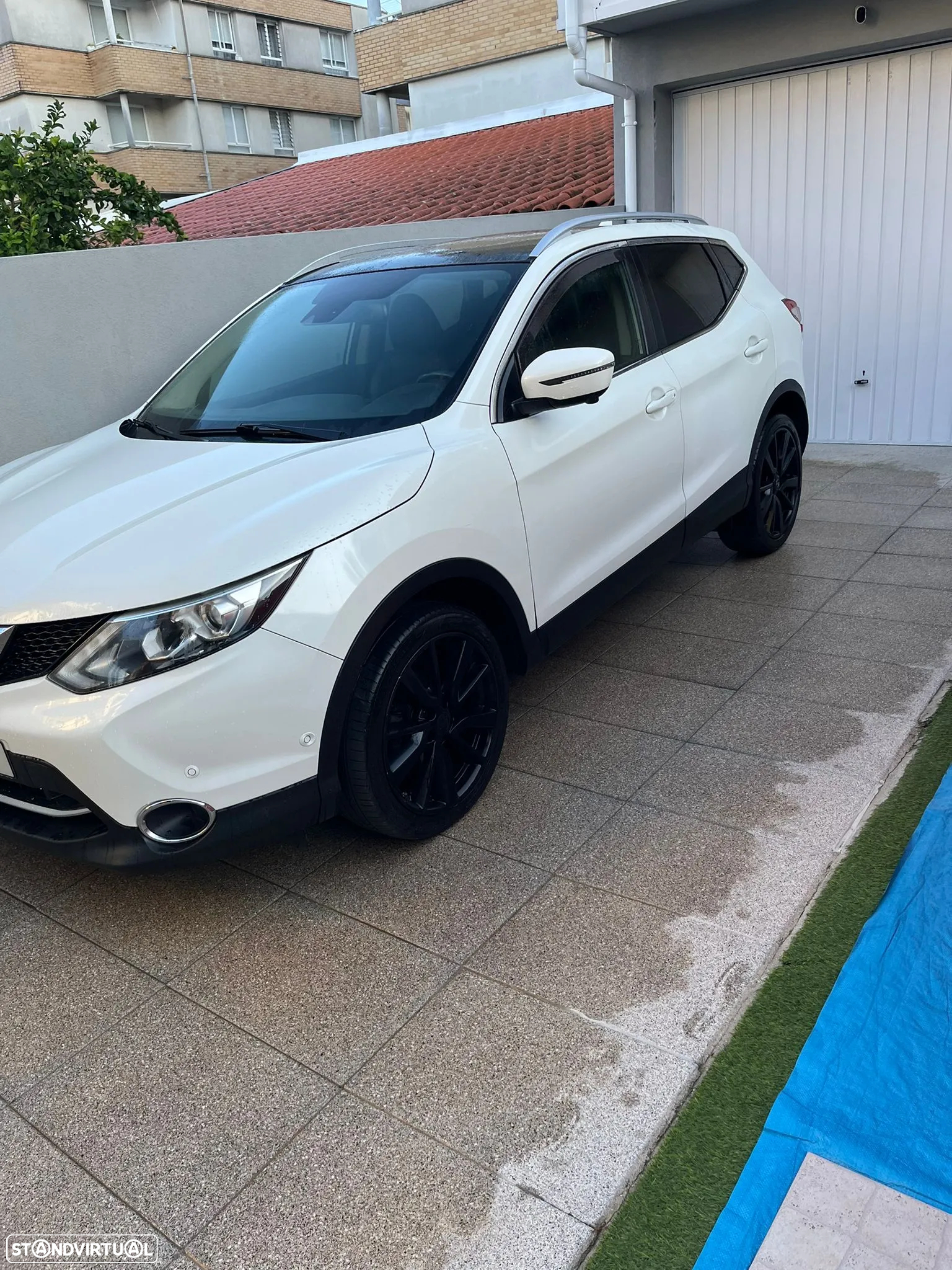 Nissan Qashqai 1.6 dCi Tekna Premium Pele S P.Preta - 4
