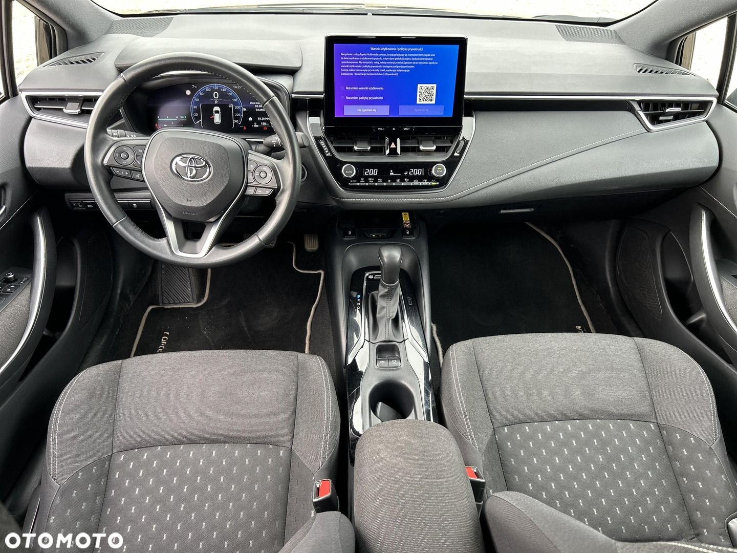 Toyota Corolla - 12