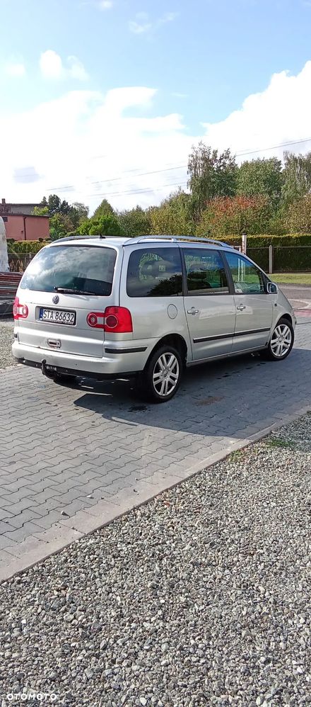 Volkswagen Sharan 1.9 TDI Comfortline - 2