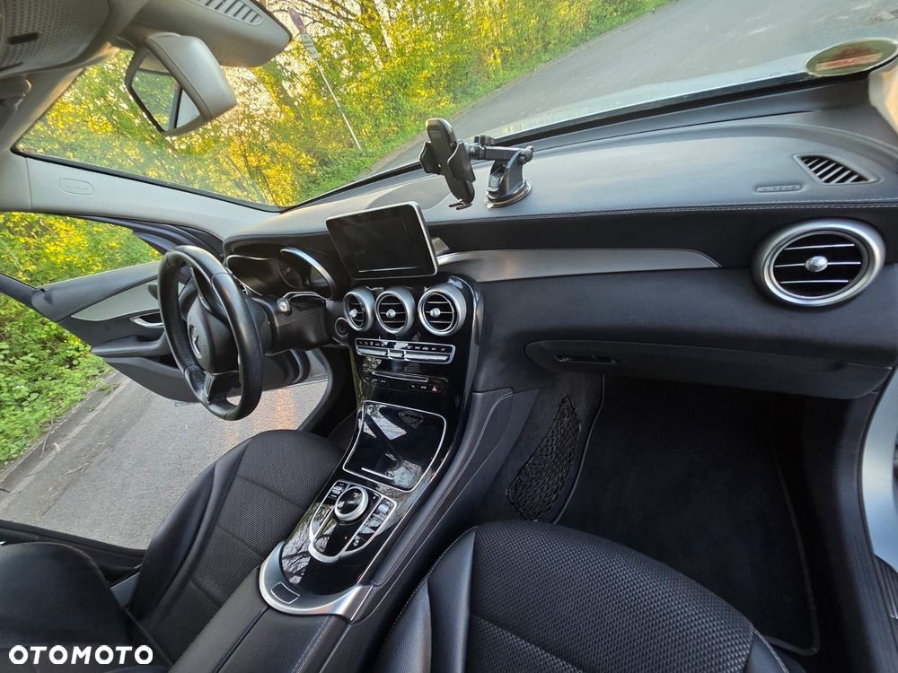 Mercedes-Benz GLC 220 d 4-Matic - 3