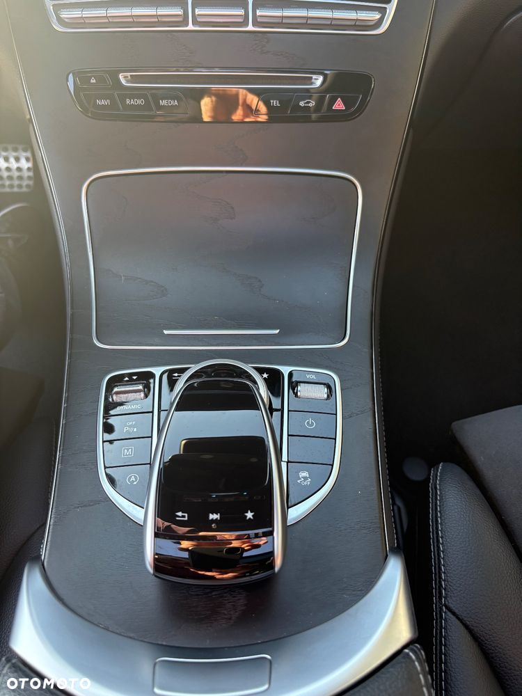 Mercedes-Benz GLC 250 4-Matic - 23