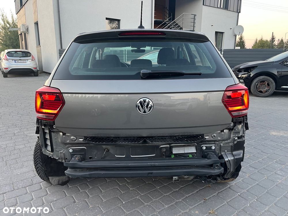 Volkswagen Polo - 5