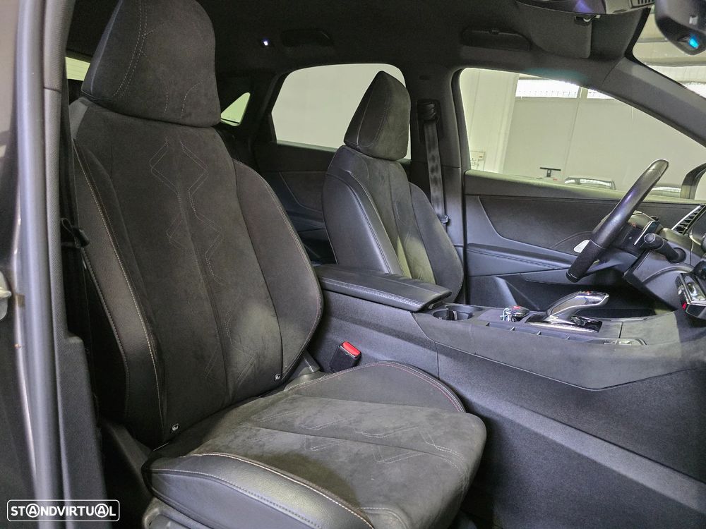 DS DS7 Crossback E-Tense Performance Line EAT8 - 43
