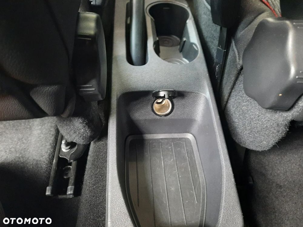 Renault Captur - 30