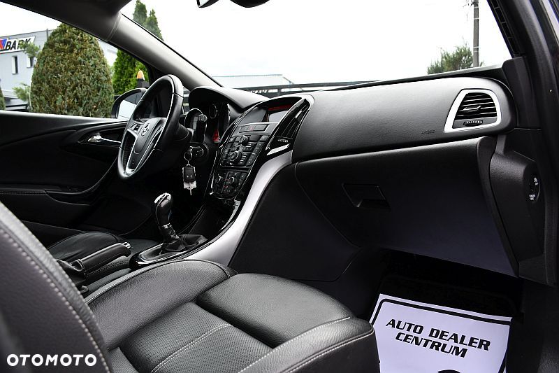 Opel Astra 1.4 T Cosmo - 6