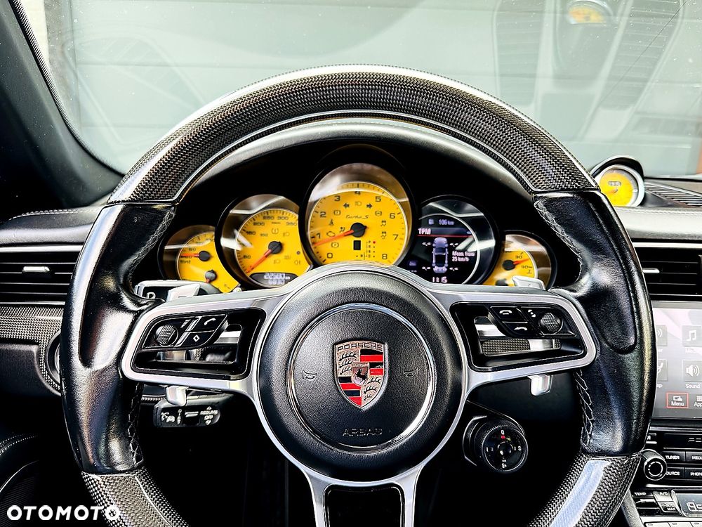 Porsche 911 - 12