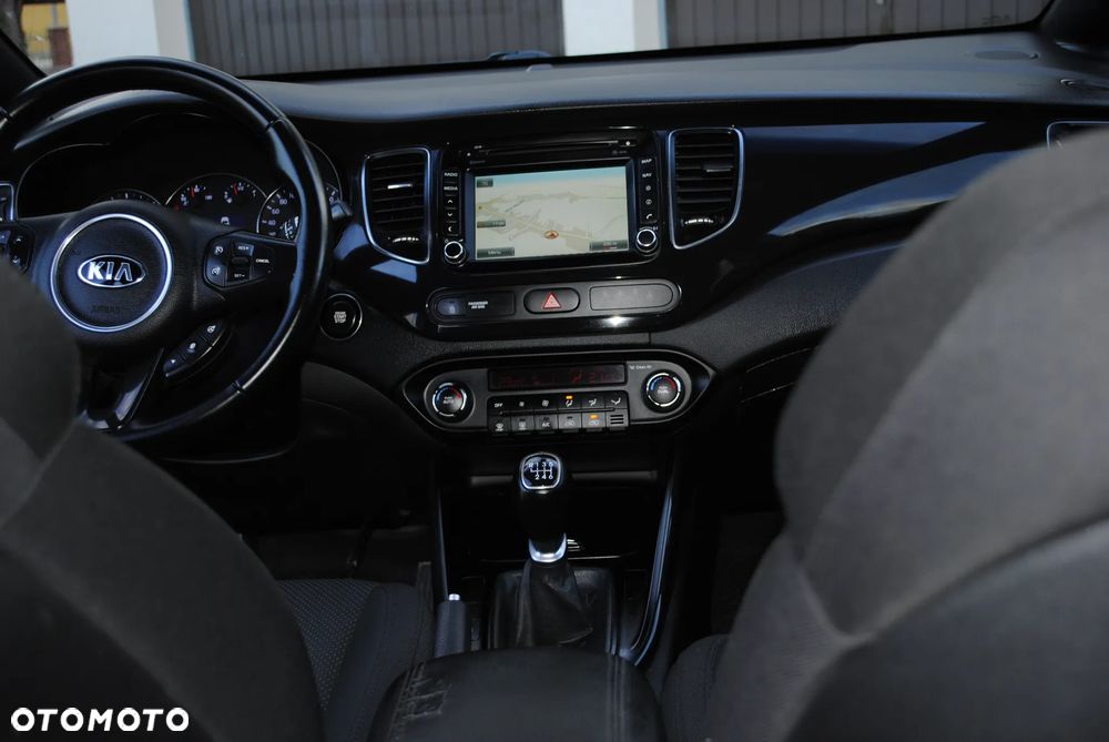 Kia Carens 1.7 CRDi 115 Fifa World Cup Edition - 10