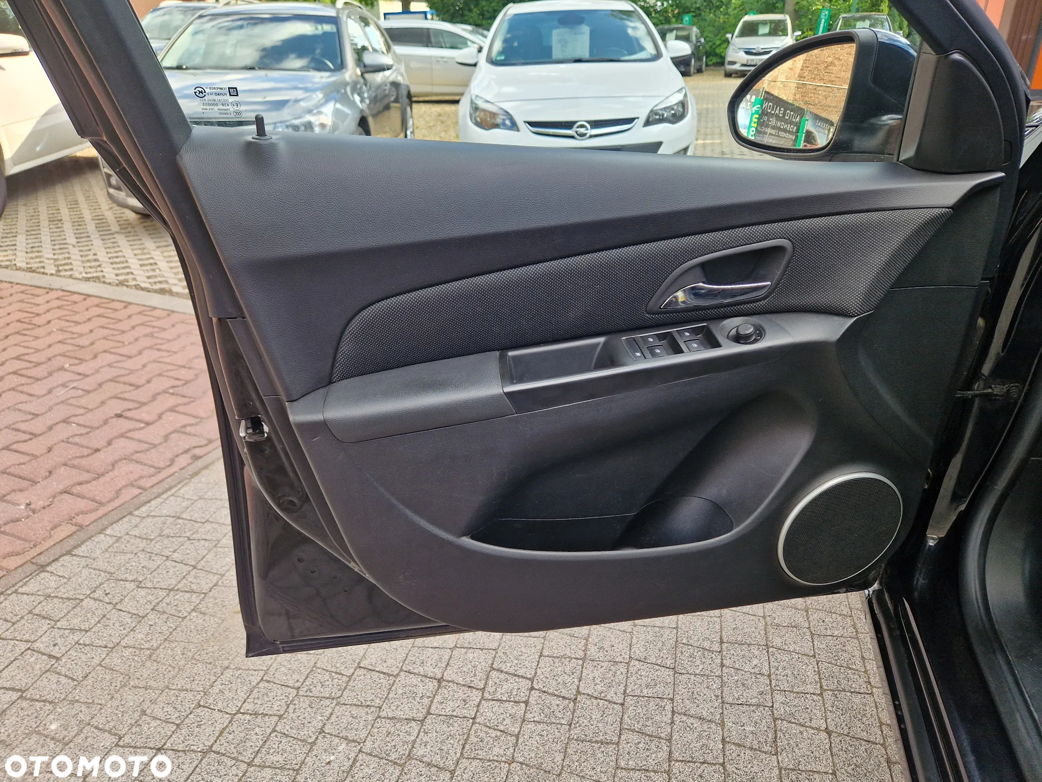 Chevrolet Cruze 1.8 LTZ - 23