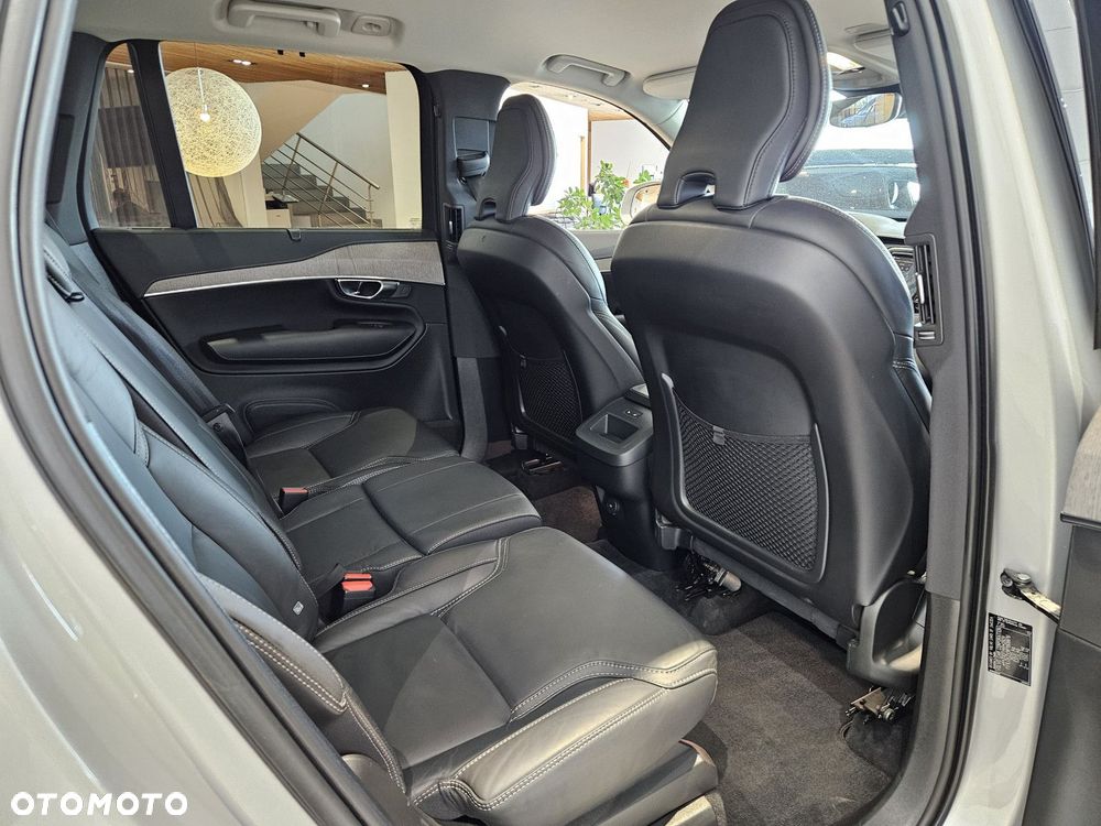 Volvo XC 90 - 26