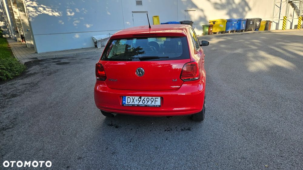 Volkswagen Polo 1.4 16V Comfortline - 12
