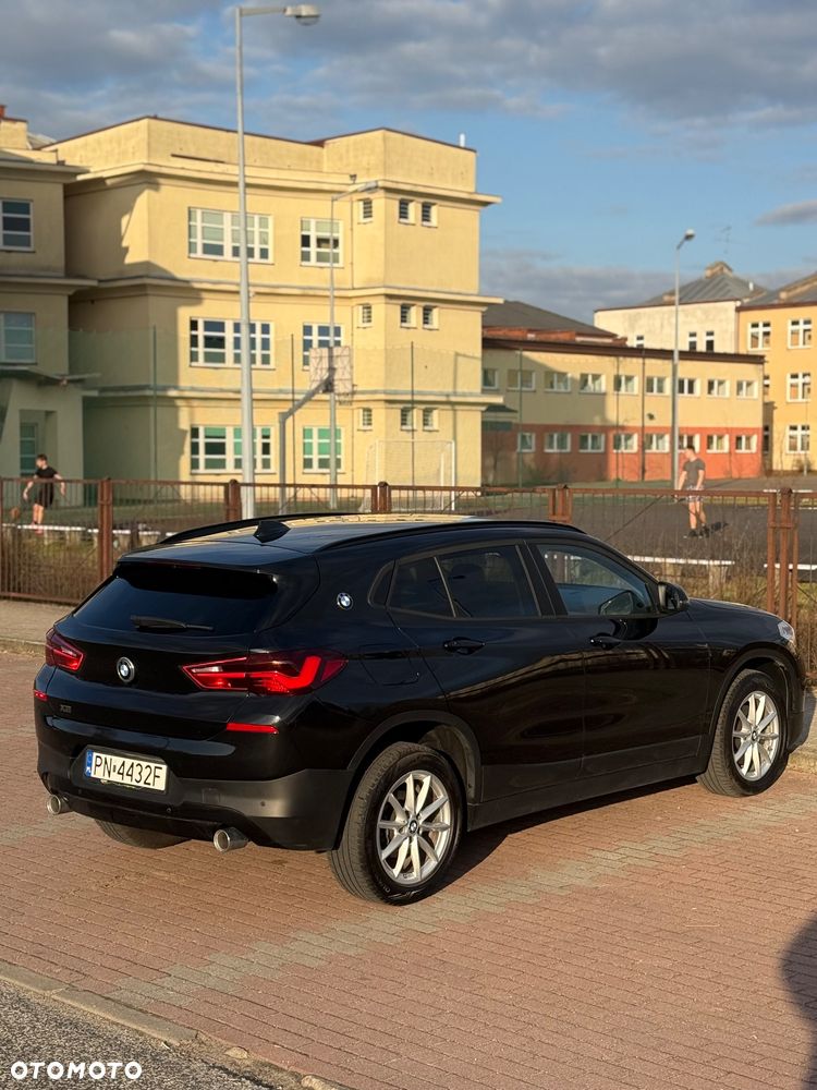 BMW X2 sDrive18d Advantage Plus - 19