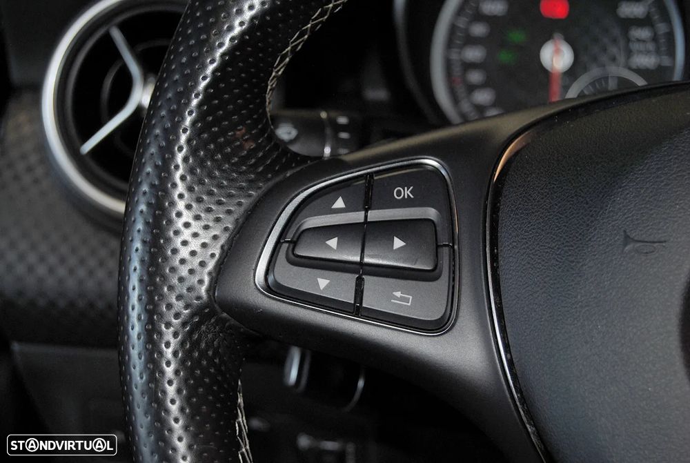Mercedes-Benz A 180 d Urban Aut. - 24