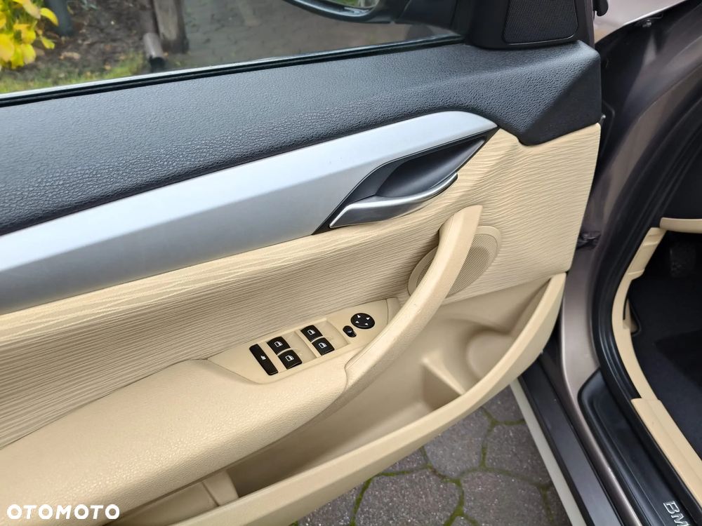BMW X1 sDrive18d - 17