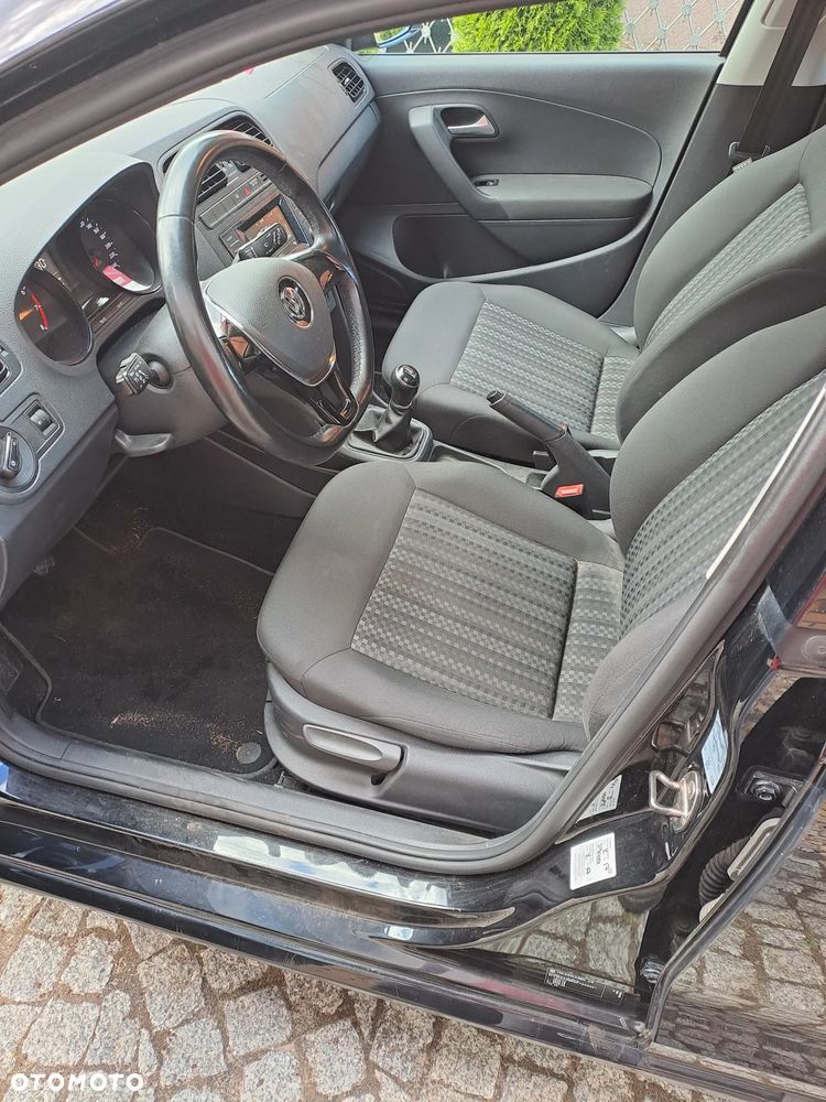 Volkswagen Polo - 10