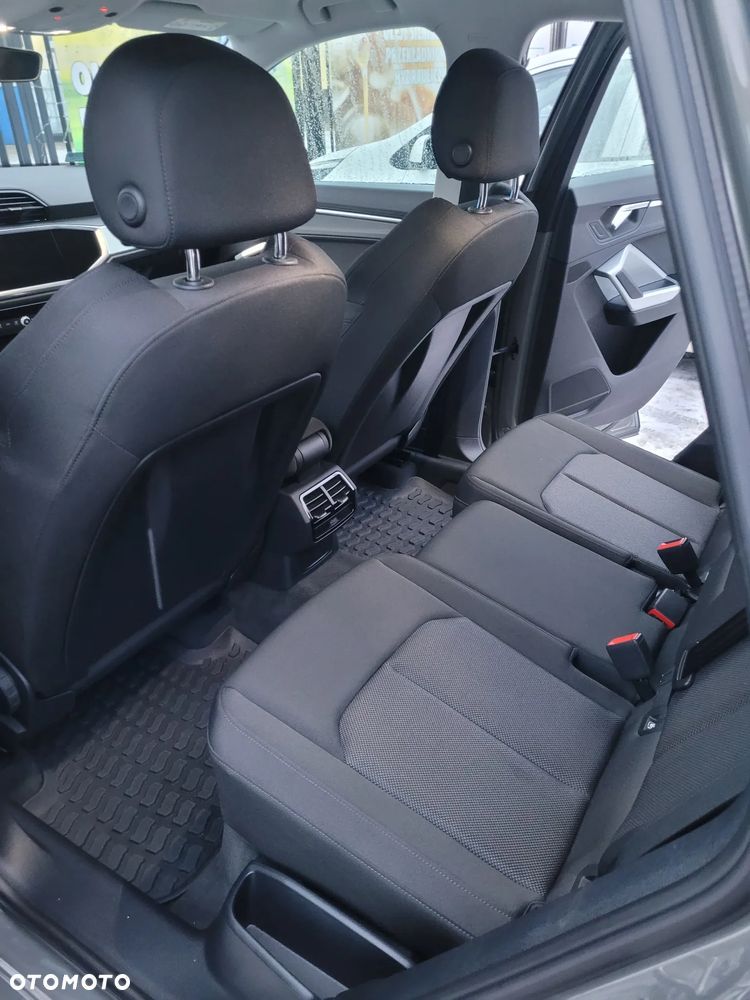 Audi Q3 35 TDI S tronic - 13