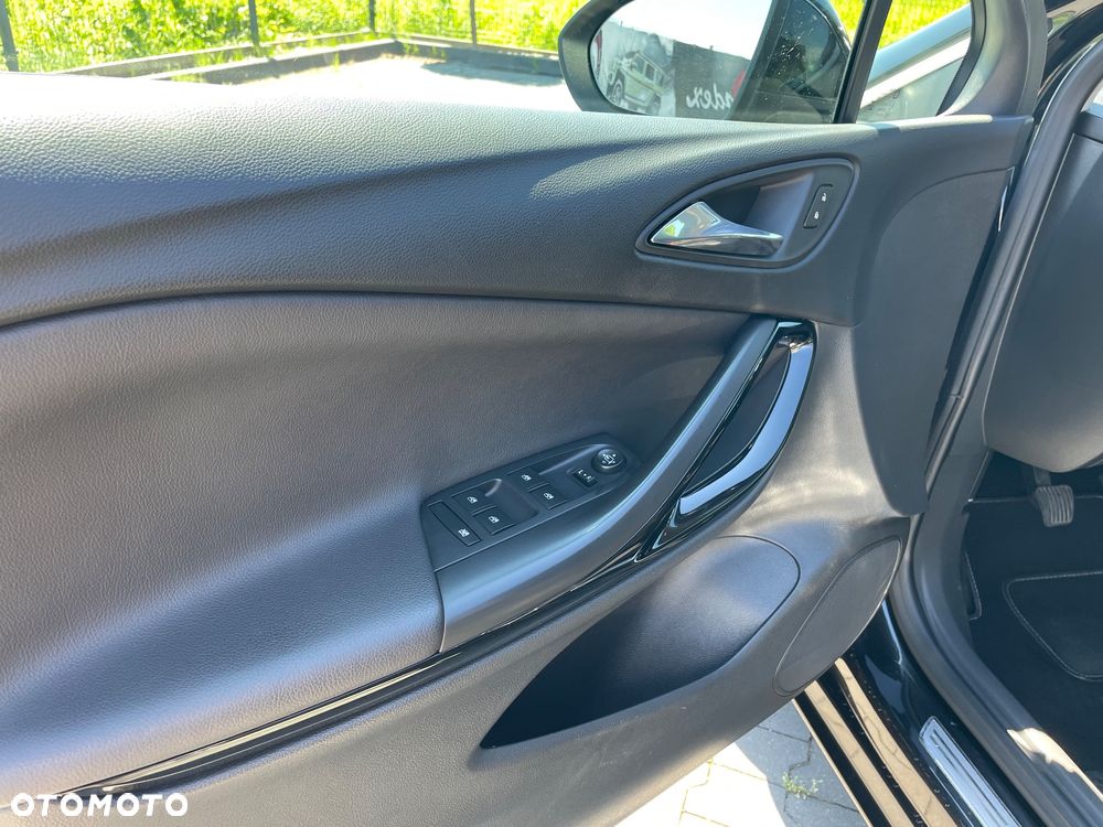 Opel Astra 1.6 CDTI Elite S&S - 9