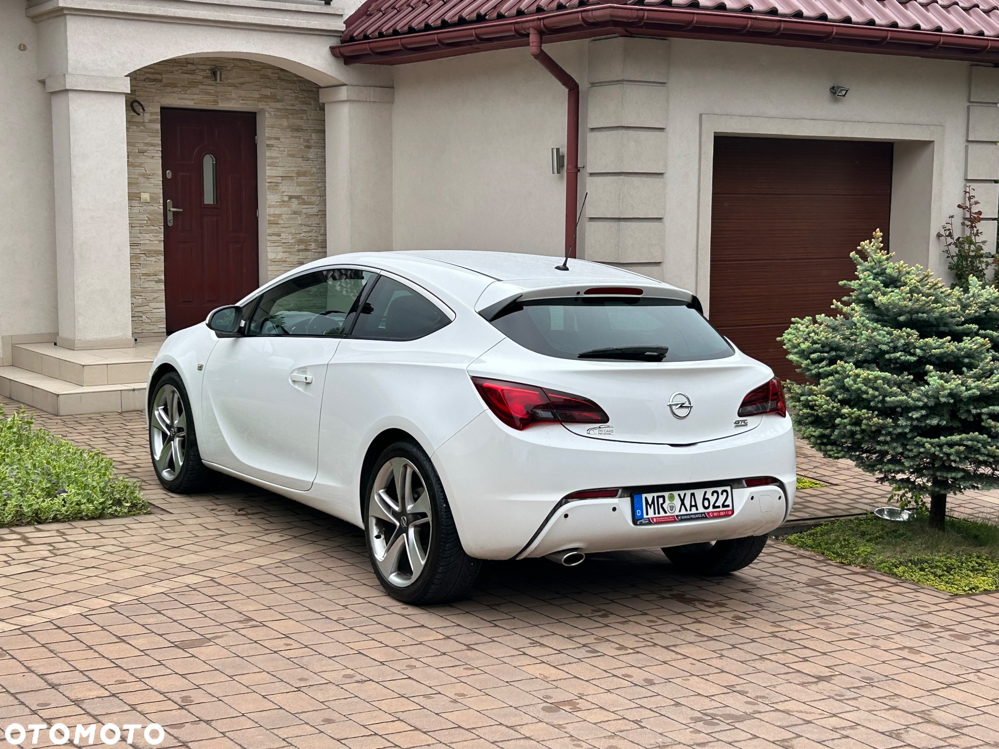 Opel Astra GTC 1.4 Turbo - 15