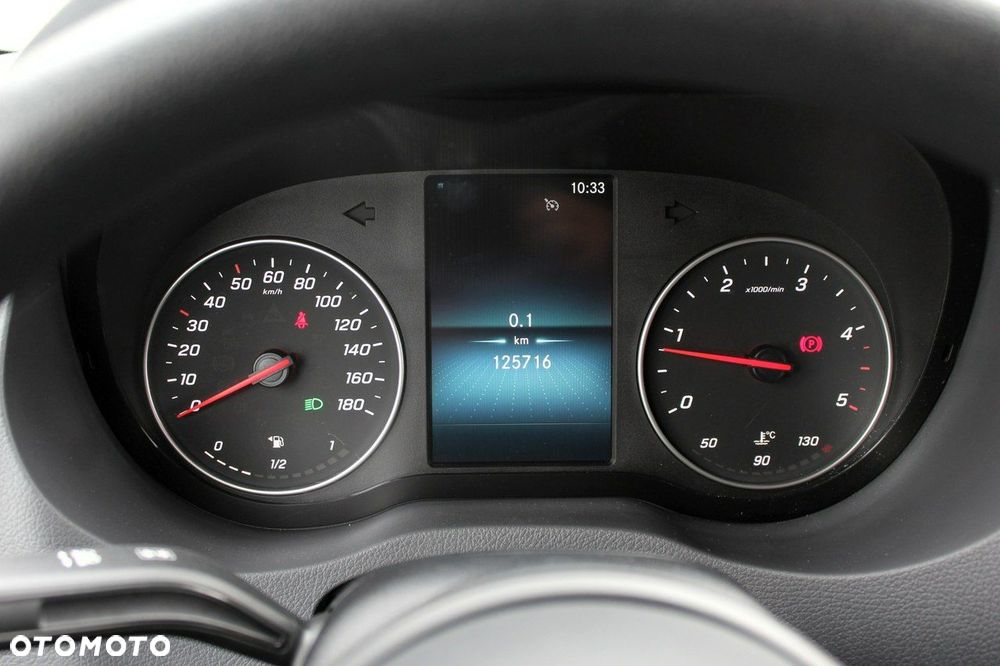 Mercedes-Benz Sprinter - 18