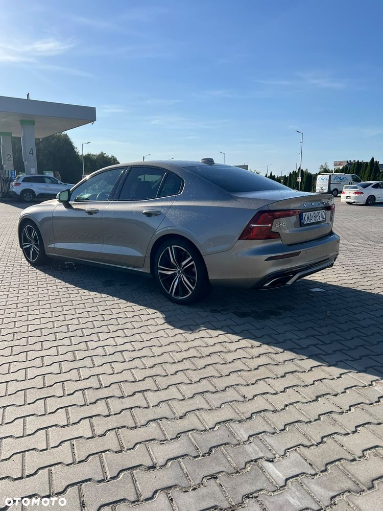 Volvo S60 T6 AWD Geartronic RDesign - 4