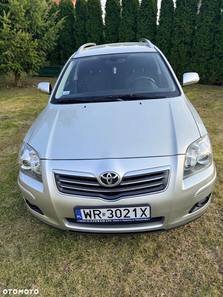 Toyota Avensis 1.8 VVT-i - 2
