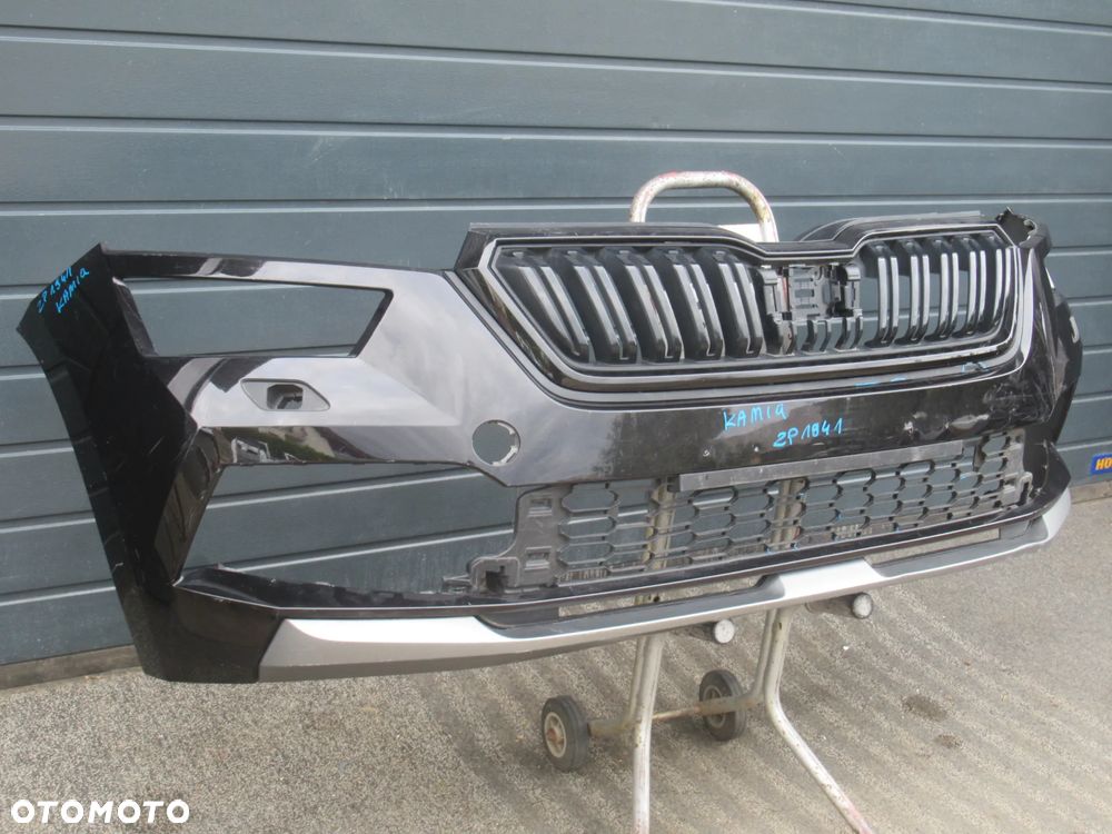 ZDERZAK PRZEDNI PRZÓD SKODA KAMIQ 658 2019- - 2